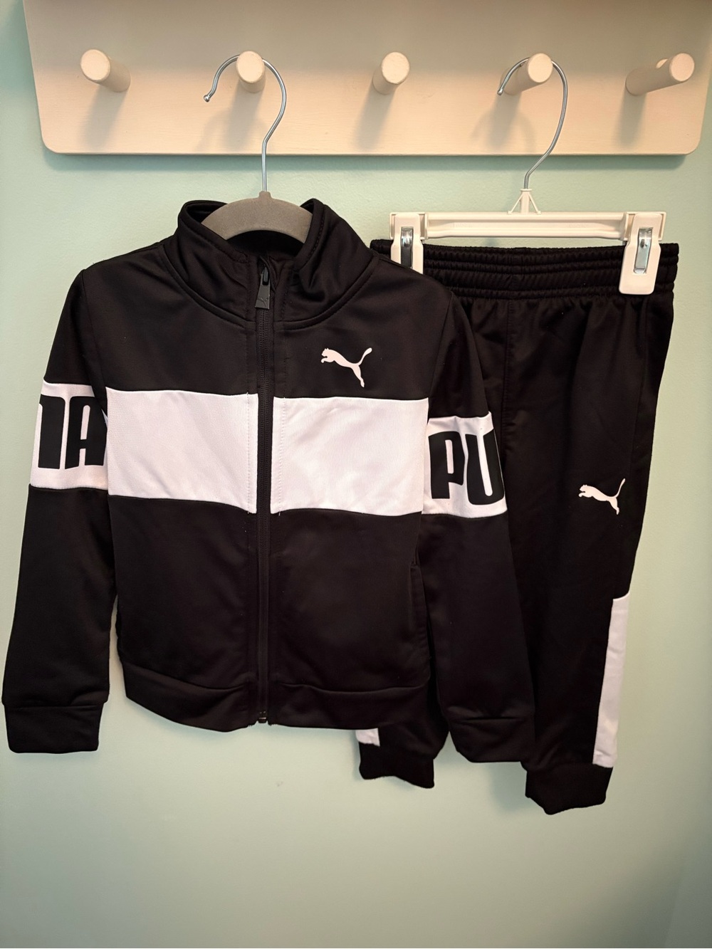 Puma Tracksuit Set - Picture 2 of 10